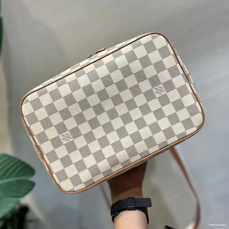 Fashionreps LV Bag 2304DJ0122 0825